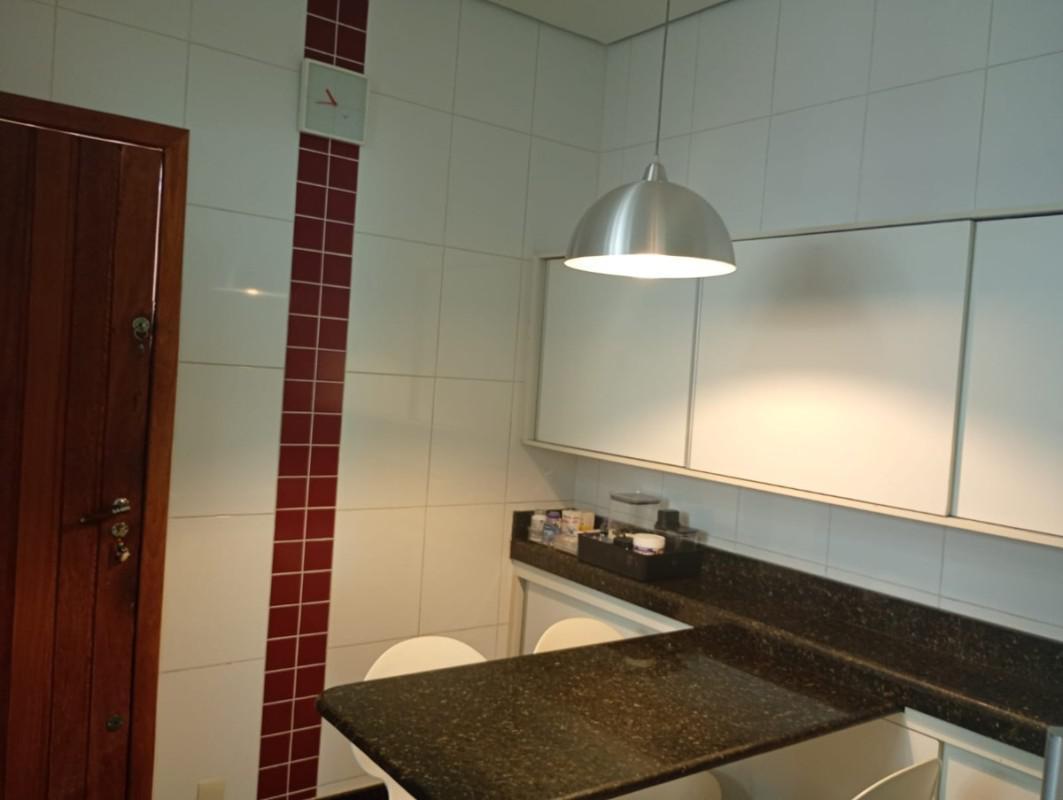 Casa, Barroca, 4 Quartos, 2 Vagas, 2 Suítes