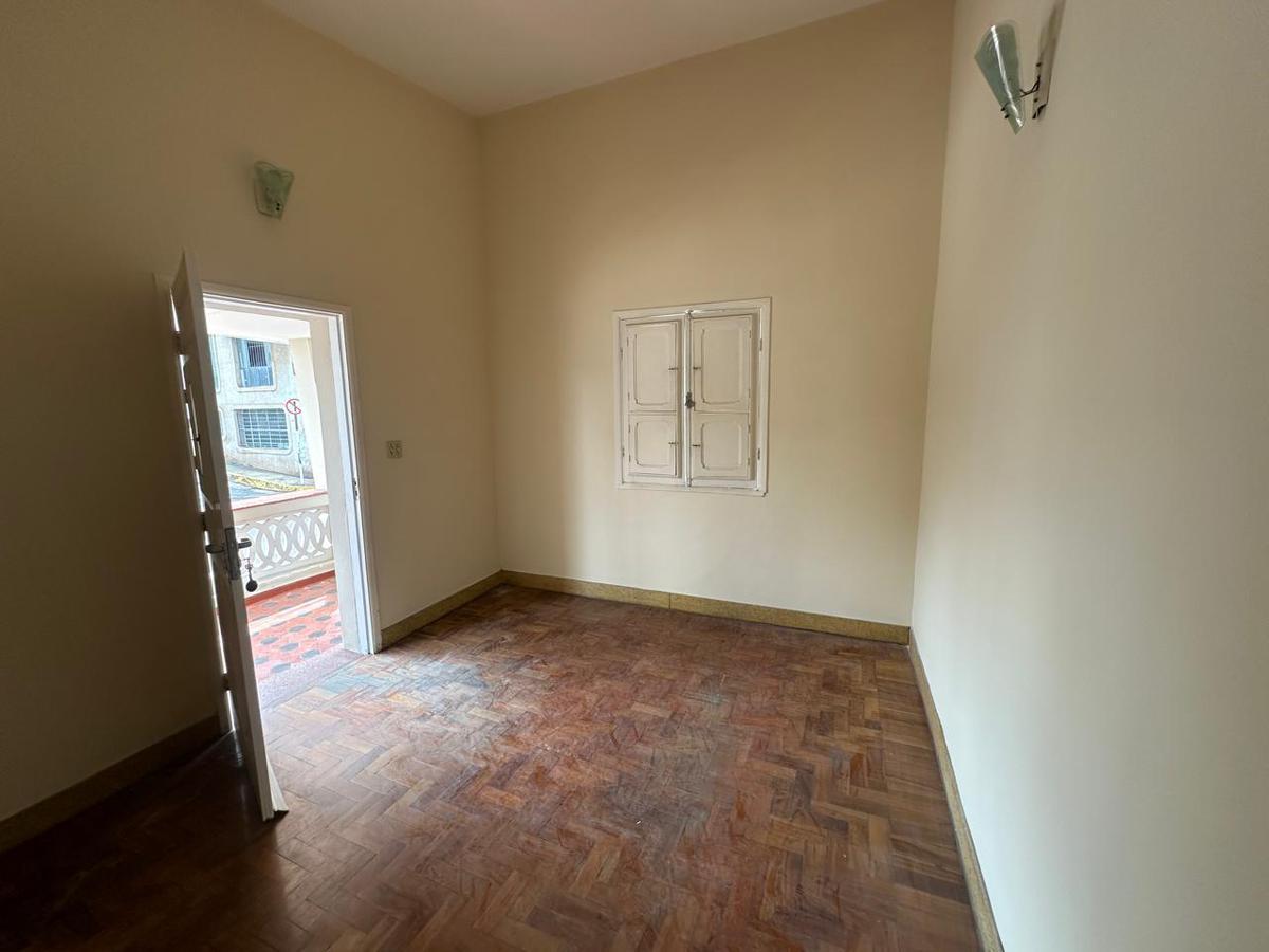 Casa Comercial, Centro, 0 Quarto, 0 Vaga