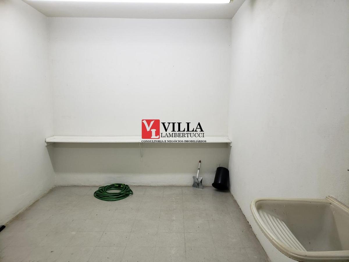 Prédio, Centro, 0 Quarto, 0 Vaga