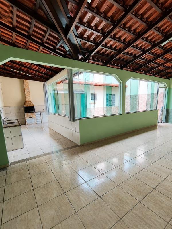 Casa, Tirol (barreiro), 4 Quartos, 4 Vagas, 1 Suíte