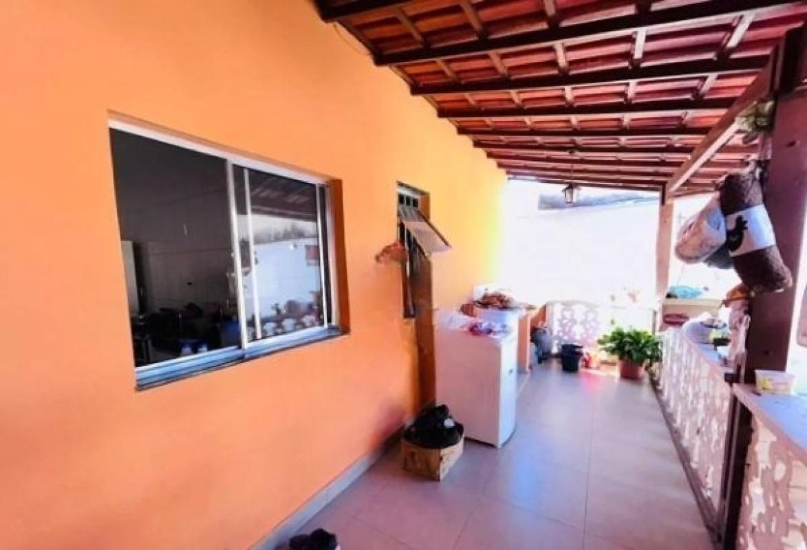 Casa, Céu Azul, 3 Quartos, 5 Vagas, 1 Suíte