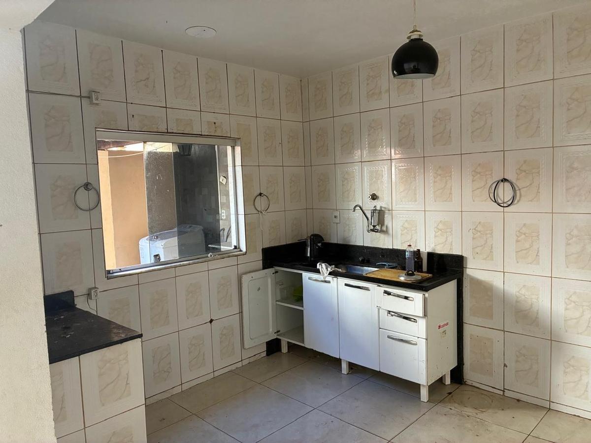 Casa, Santa Branca, 3 Quartos, 3 Vagas, 1 Suíte