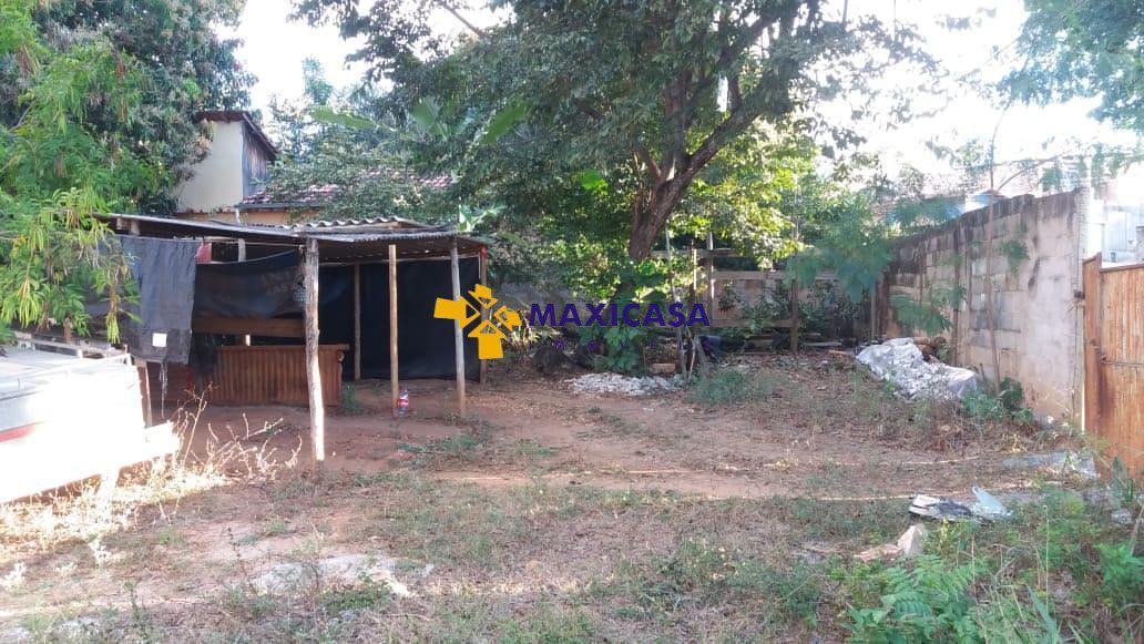 Lote, Centro, 0 Quarto, 0 Vaga