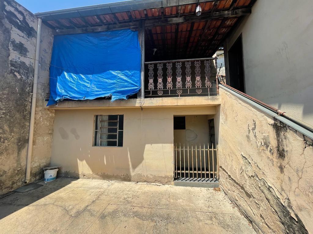 Casa, Jardim Montanhês, 4 Quartos, 3 Vagas, 1 Suíte