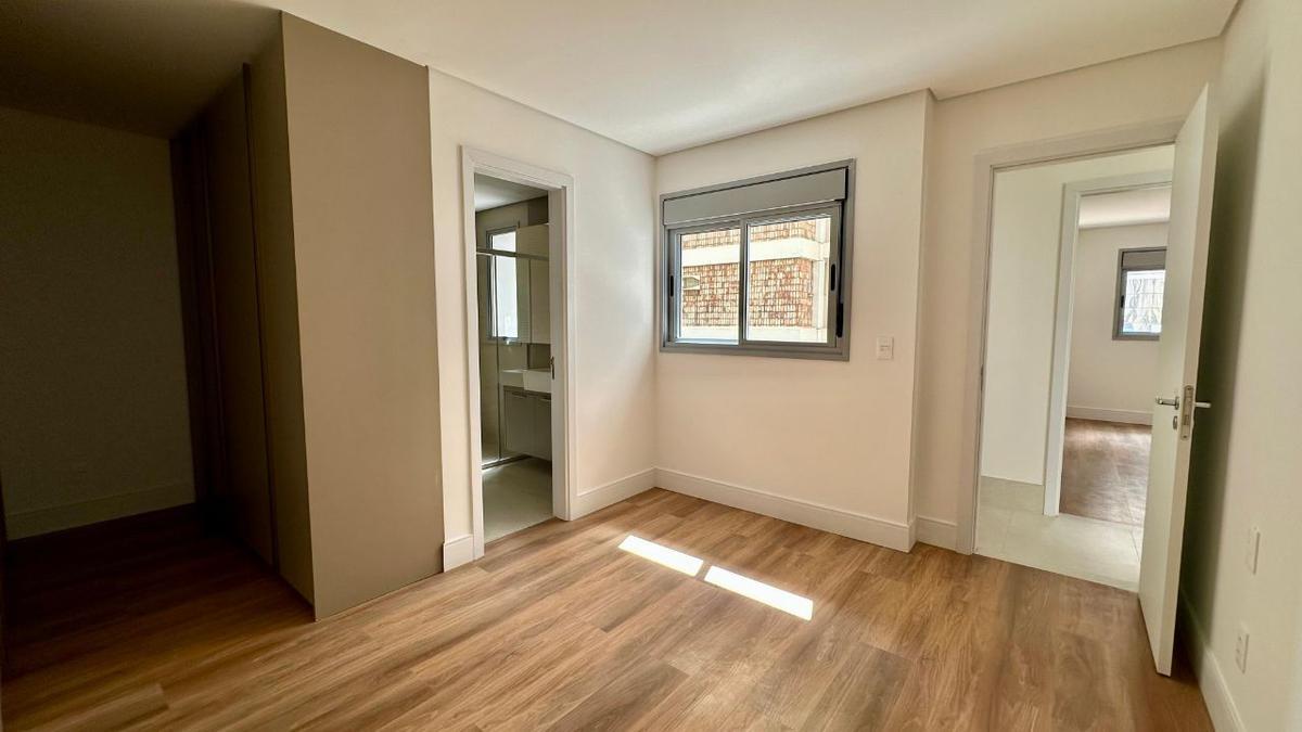 Apartamento, Lourdes, 3 Quartos, 4 Vagas, 2 Suítes