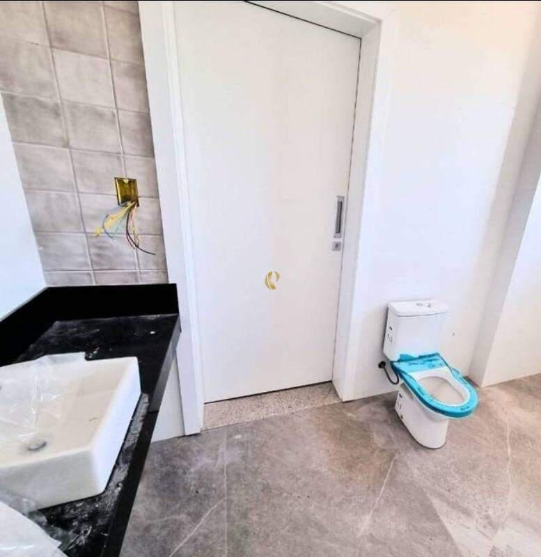 Casa, Alphaville, 4 Quartos, 4 Vagas, 1 Suíte