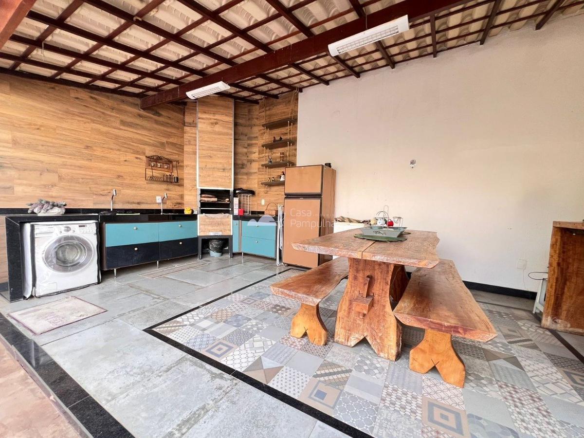 Casa, Tradição, 3 Quartos, 2 Vagas, 1 Suíte