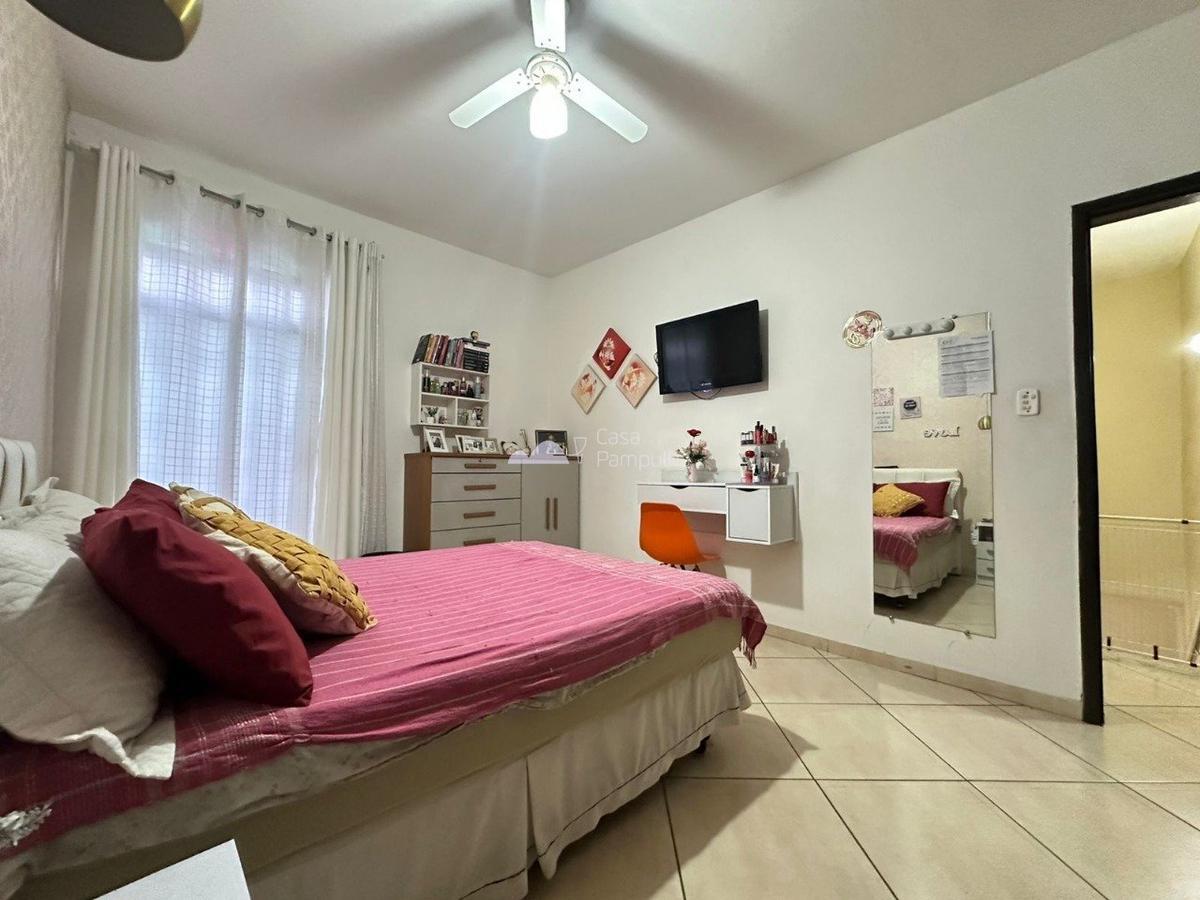 Casa, Itapoã, 4 Quartos, 2 Vagas, 1 Suíte