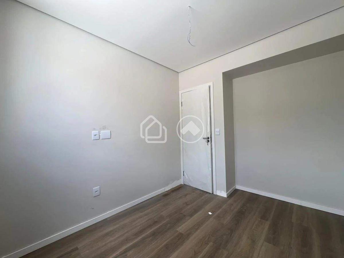 Casa, Ouro Preto, 3 Quartos, 4 Vagas, 1 Suíte