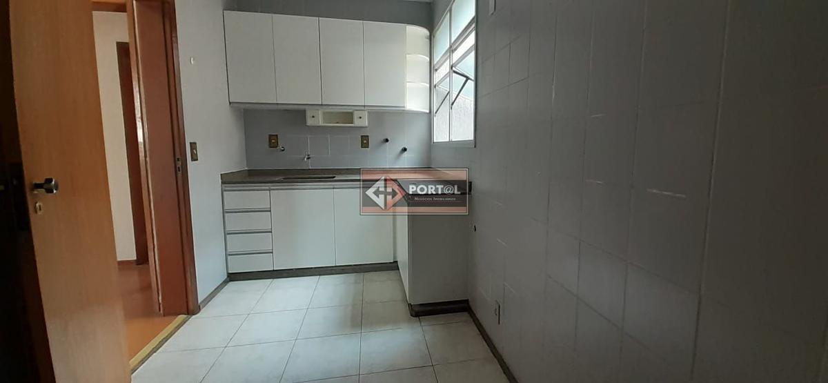 Apartamento, Itapoã, 3 Quartos, 4 Vagas, 1 Suíte
