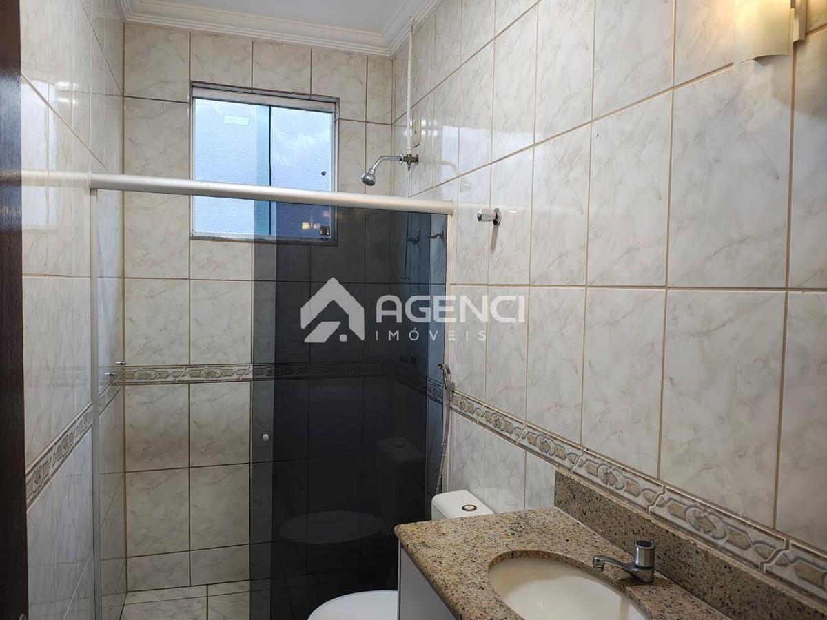 Casa, Santa Mônica, 3 Quartos, 0 Vaga, 1 Suíte