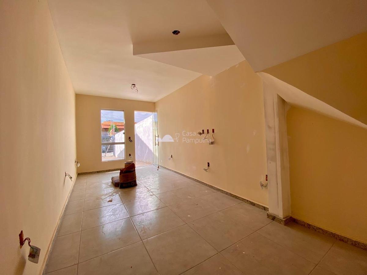 Casa, Jardim dos Comerciários, 2 Quartos, 3 Vagas