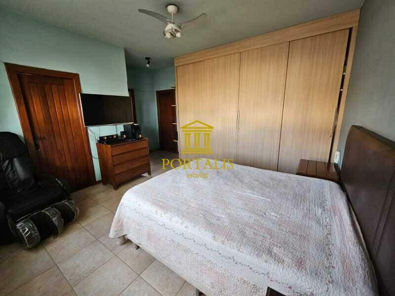 Casa, Nova Suíssa, 4 Quartos, 4 Vagas, 1 Suíte