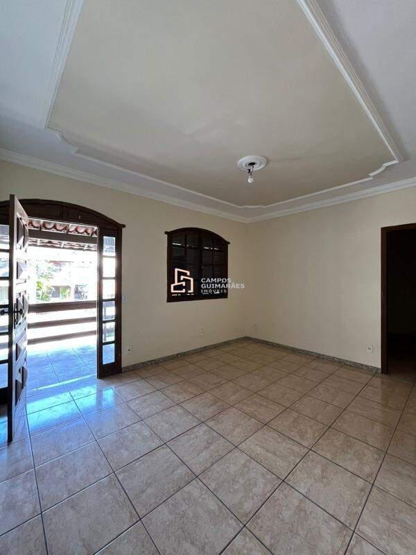 Casa, Milanez, 4 Quartos, 2 Vagas