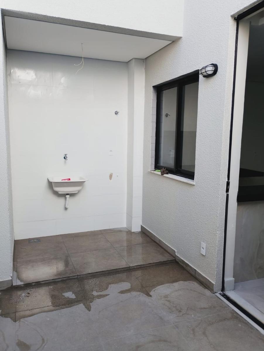 Casa, Itapoã, 3 Quartos, 2 Vagas, 1 Suíte