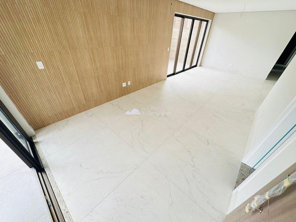 Apartamento, Jaraguá, 4 Quartos, 3 Vagas, 4 Suítes