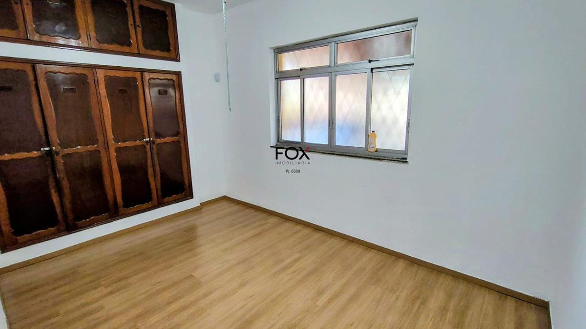Casa, Carlos Prates, 3 Quartos, 2 Vagas