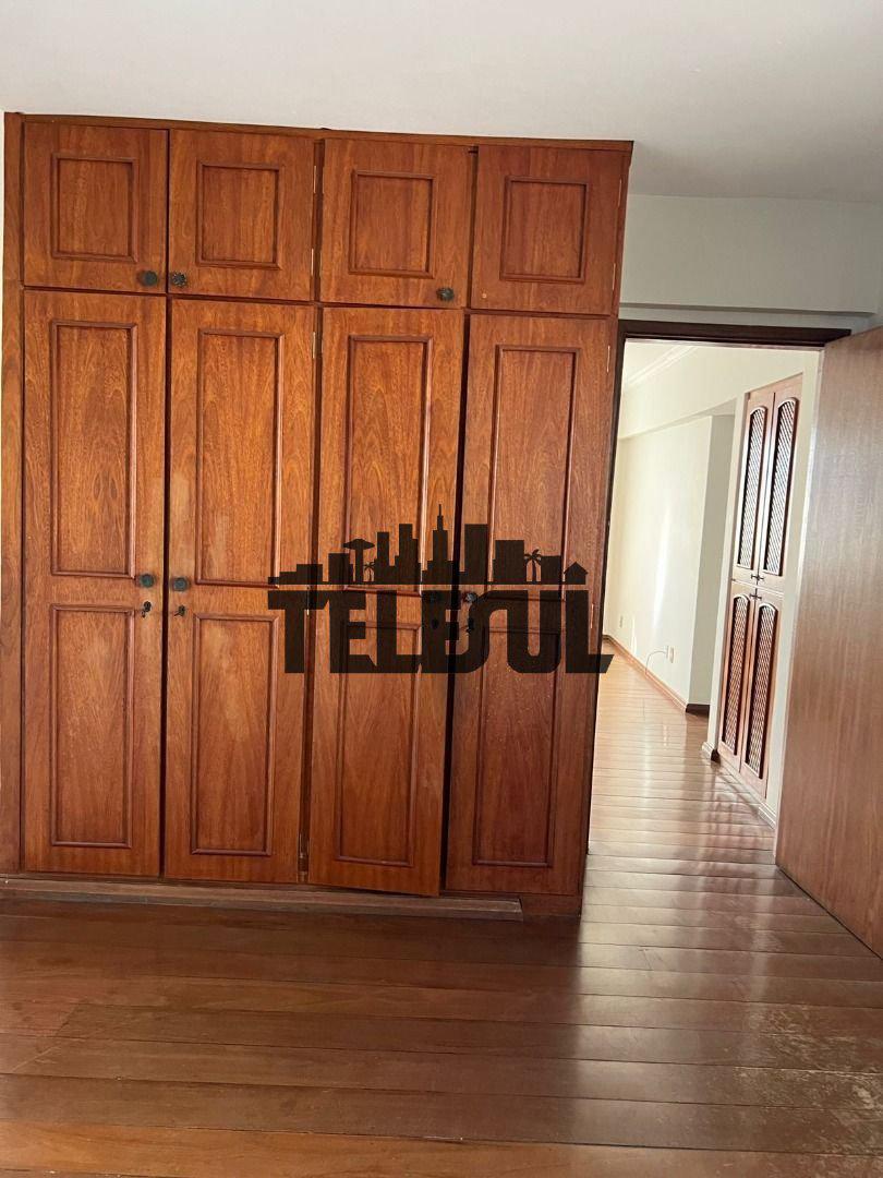 Apartamento, Centro, 3 Quartos, 0 Vaga, 1 Suíte