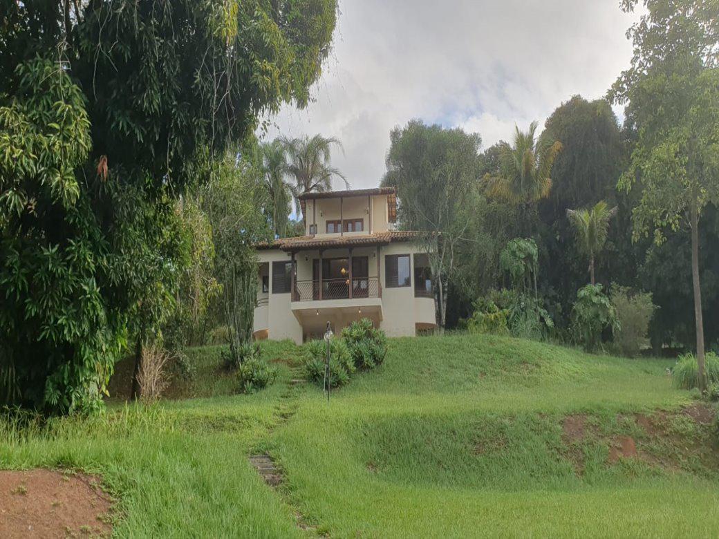 Casa em Condomínio, Estância das Amendoeiras, 5 Quartos, 2 Suítes