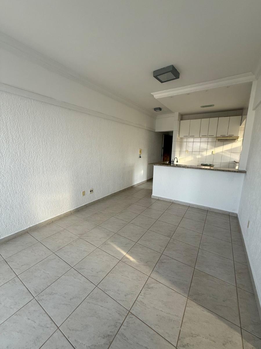 Apartamento, Estoril, 2 Quartos, 1 Vaga, 1 Suíte
