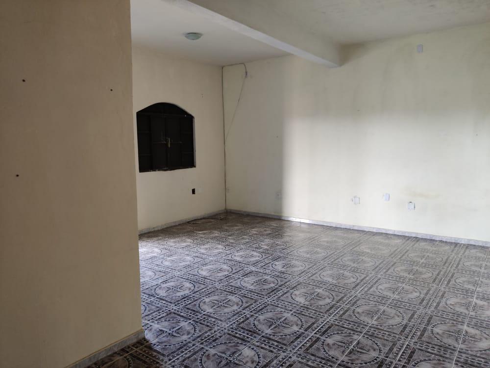 Casa, Novo Retiro, 3 Quartos, 3 Vagas, 0 Suíte