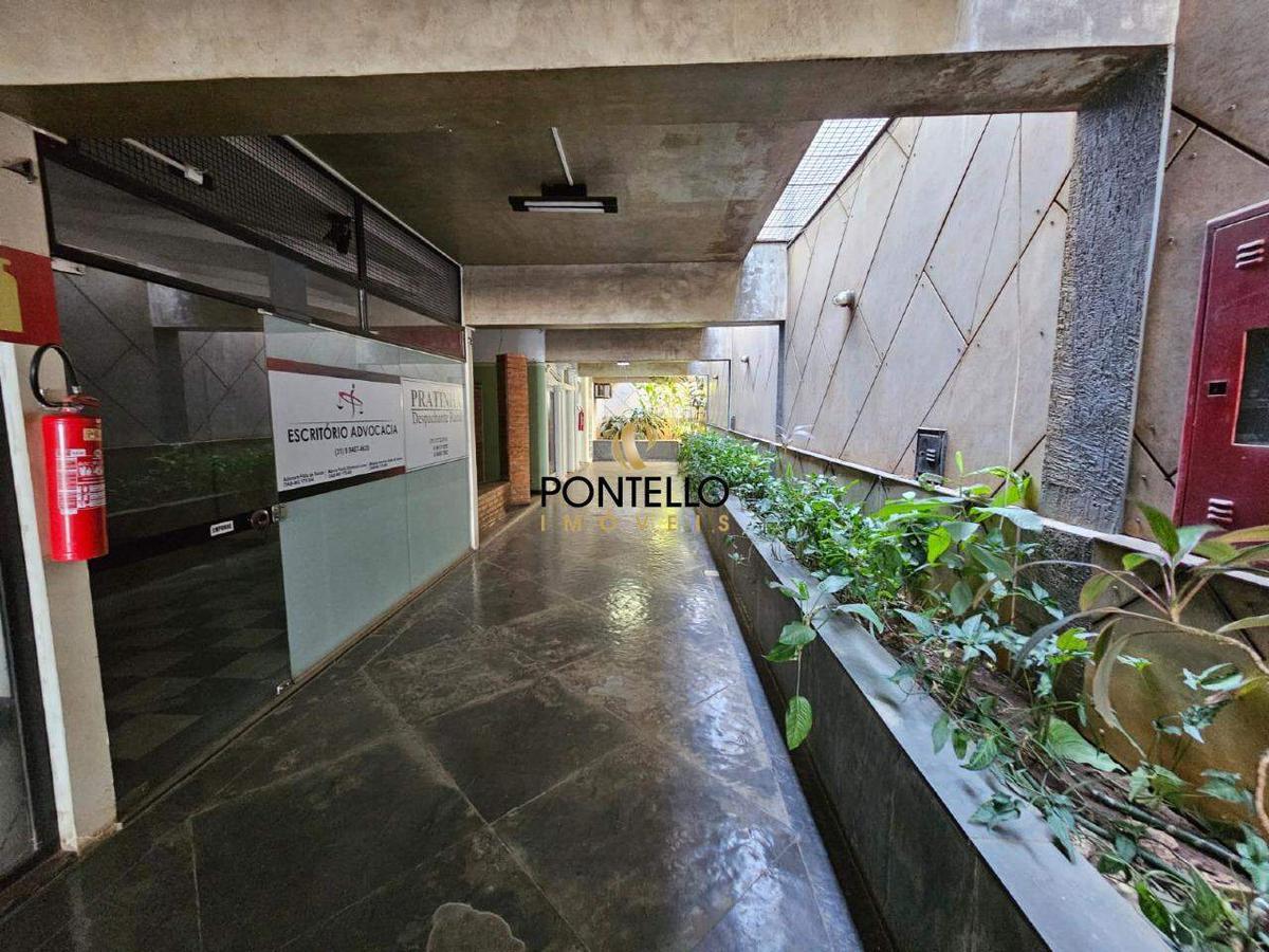Sala, Centro, 0 Quarto, 0 Vaga