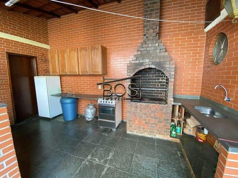 Casa, Santa Lúcia, 5 Quartos, 4 Vagas, 3 Suítes