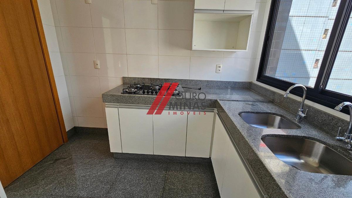 Apartamento, Funcionários, 3 Quartos, 2 Vagas, 1 Suíte