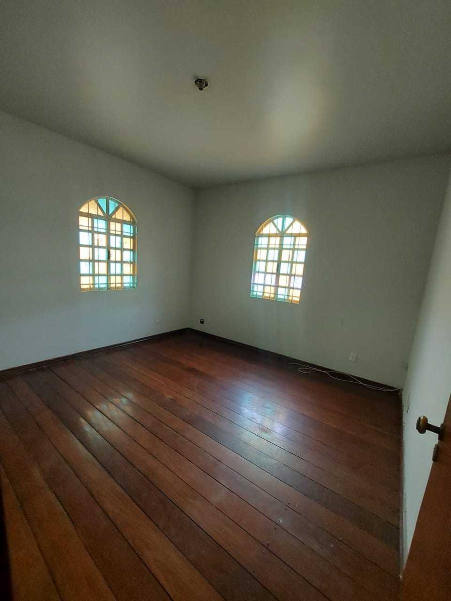 Casa, São Joaquim, 5 Quartos, 6 Vagas, 2 Suítes
