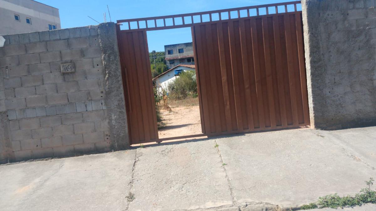Lote, Vila das Flores, 0 Quarto, 0 Vaga