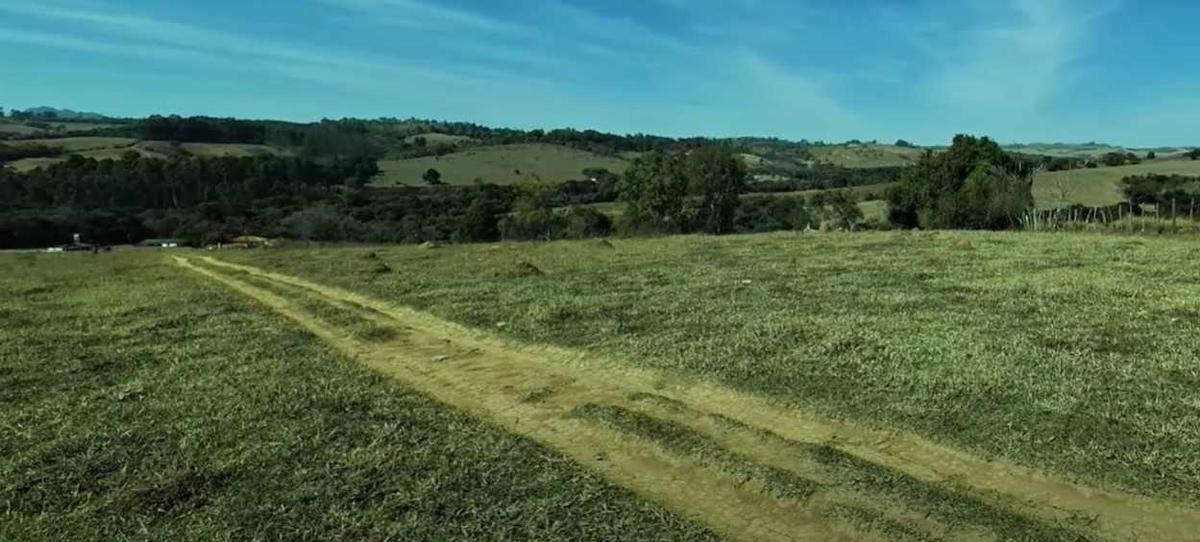 Fazenda, Zona Rural, 2 Quartos, 0 Vaga