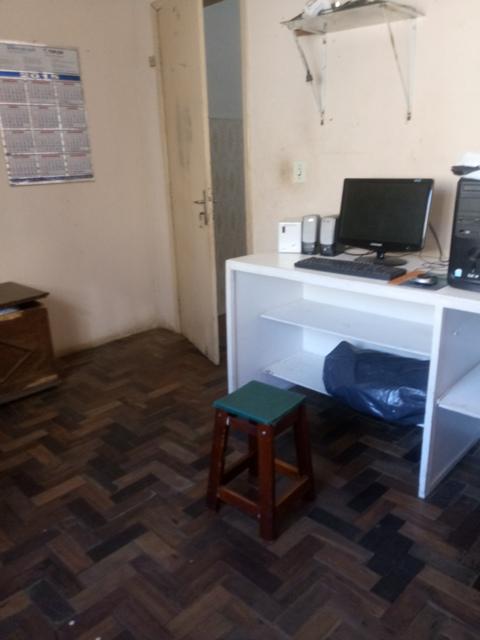 Casa, Vila Santa Luzia, 2 Quartos, 2 Vagas, 0 Suíte