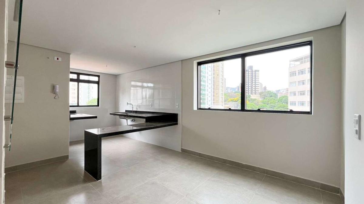 Cobertura, Funcionários, 1 Quarto, 2 Vagas, 1 Suíte