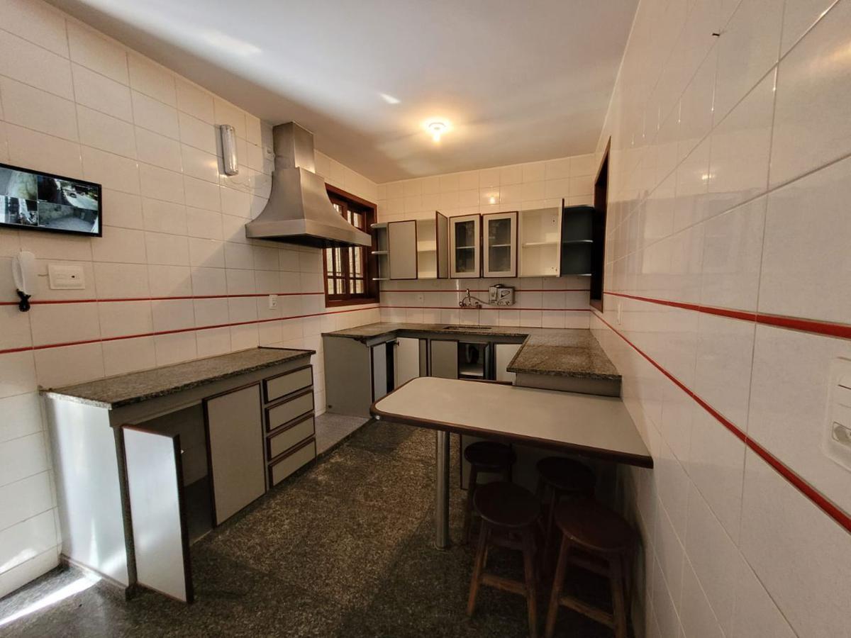 Casa, Caiçaras, 3 Quartos, 4 Vagas, 1 Suíte