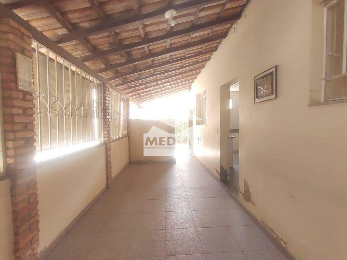 Casa, Sagrada Família, 5 Quartos, 2 Vagas, 1 Suíte
