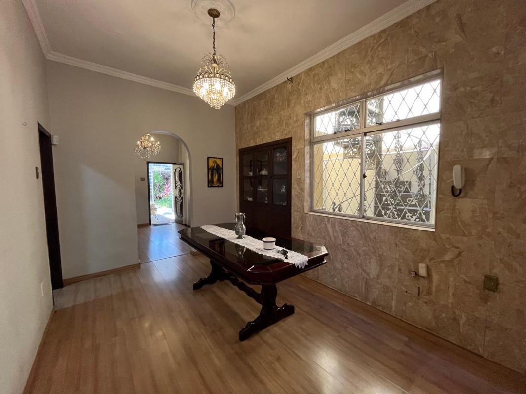 Casa, Carlos Prates, 3 Quartos, 2 Vagas