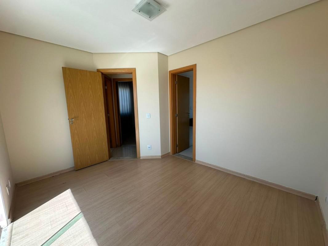 Cobertura, Barreiro, 3 Quartos, 1 Vaga, 1 Suíte