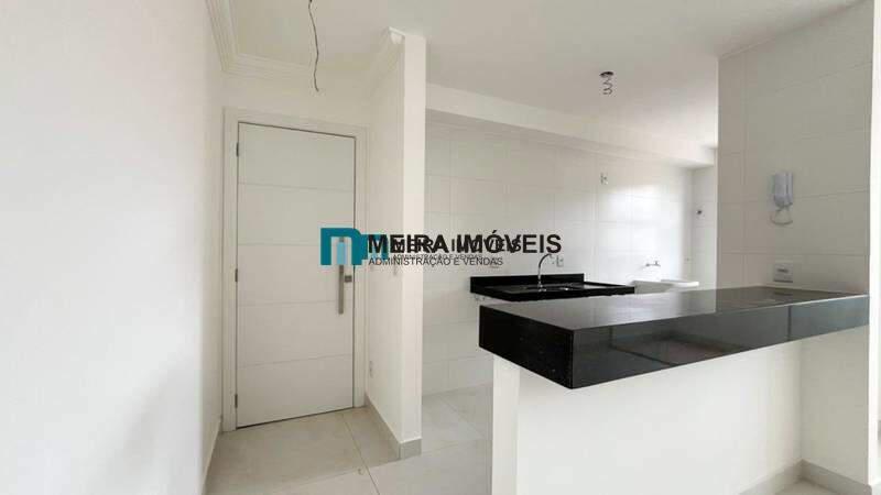 Apartamento, Sagrada Família, 3 Quartos, 2 Vagas, 1 Suíte