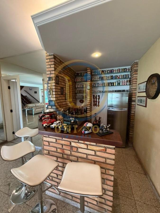 Casa, Santa Lúcia, 6 Quartos, 5 Vagas, 1 Suíte