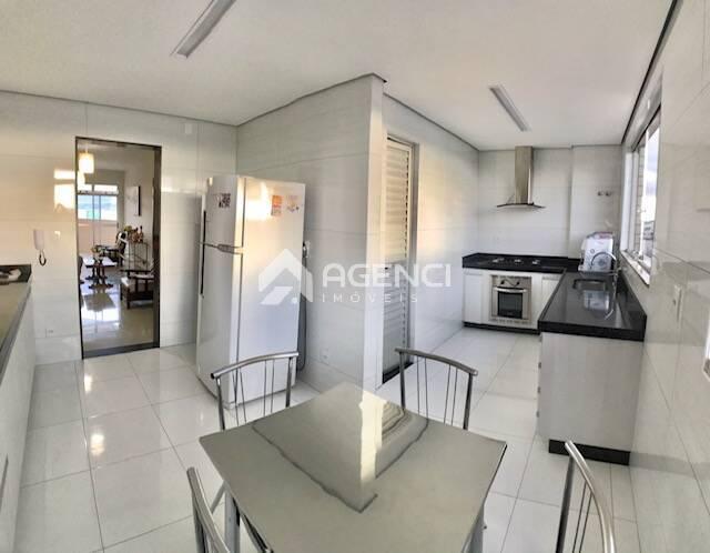 Cobertura, Camargos, 3 Quartos, 0 Vaga, 1 Suíte