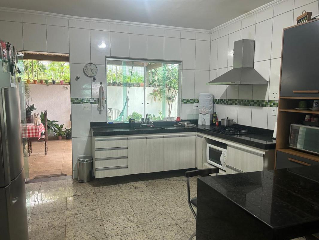 Casa, Diamante, 3 Quartos, 6 Vagas, 1 Suíte