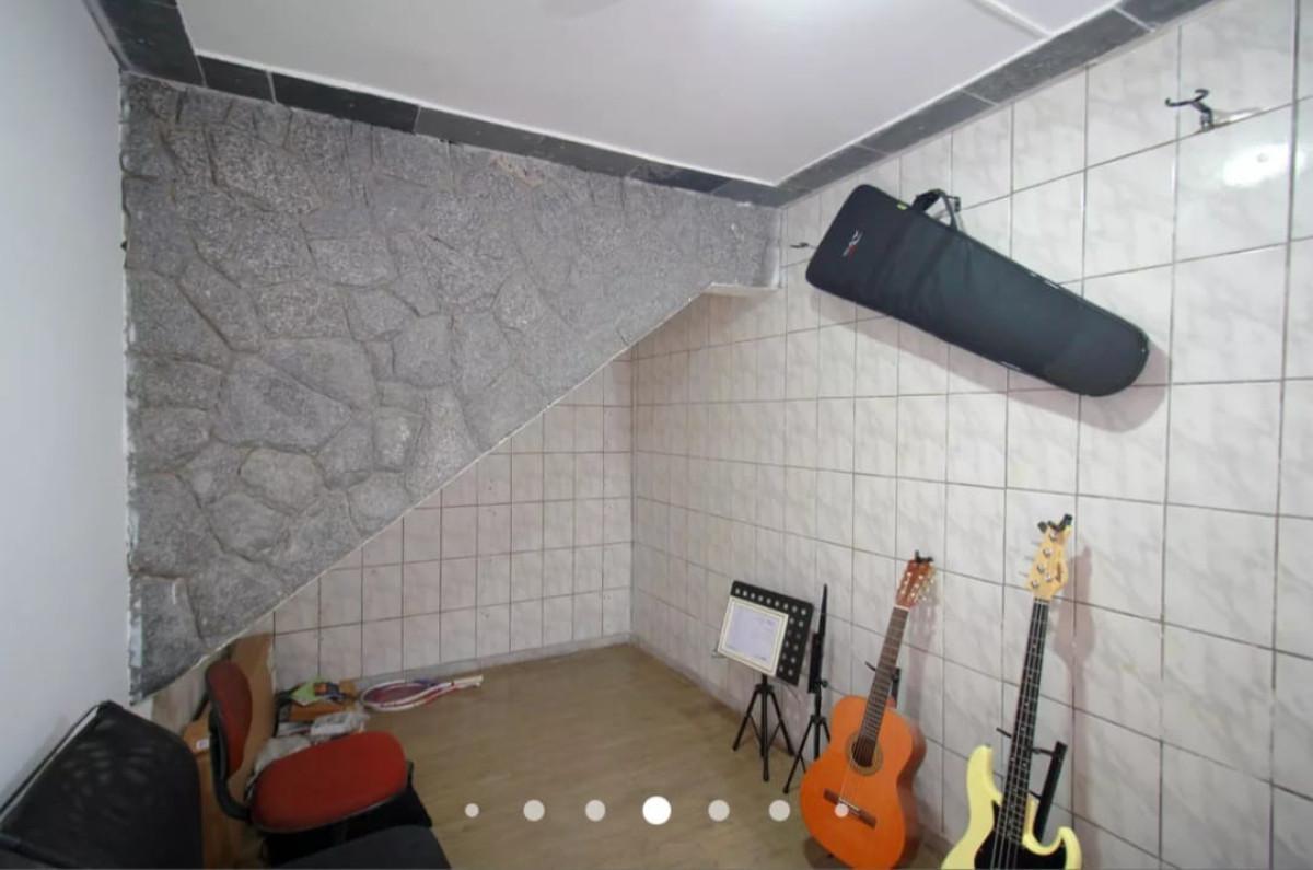 Casa, Santa Cruz, 3 Quartos, 4 Vagas, 1 Suíte