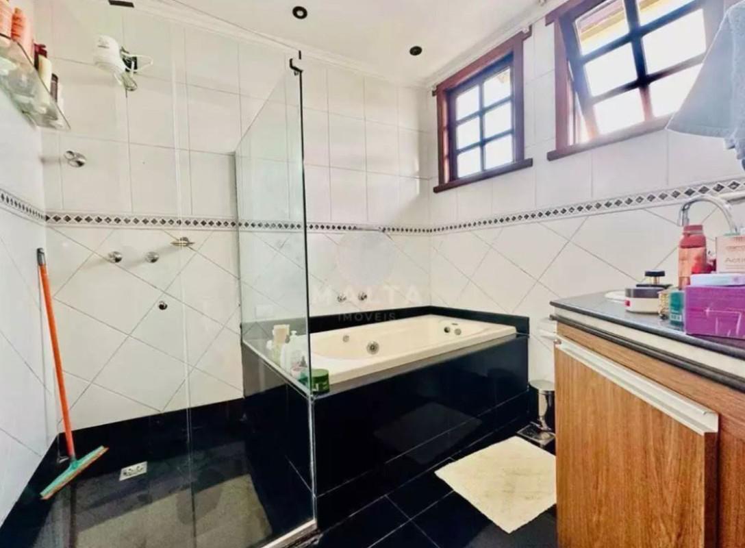 Casa, Tirol, 4 Quartos, 4 Vagas, 1 Suíte