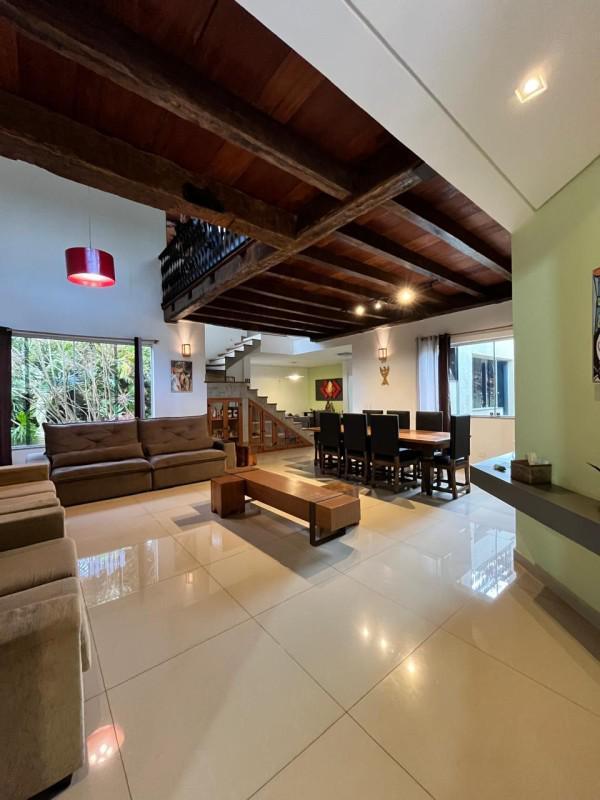 Casa, Serra dos Bandeirantes, 3 Quartos, 4 Vagas, 1 Suíte