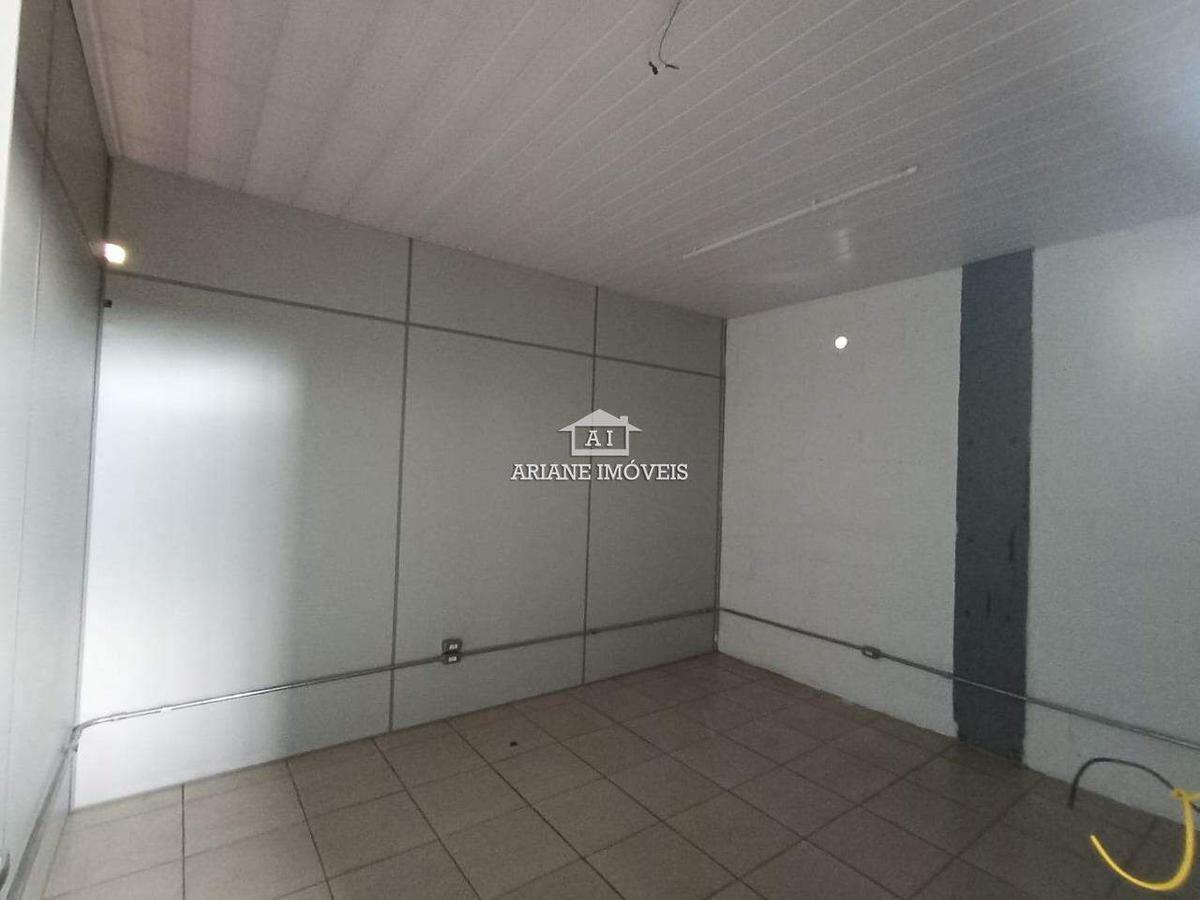 Galpão, Jardim Laguna, 0 Quarto, 0 Vaga