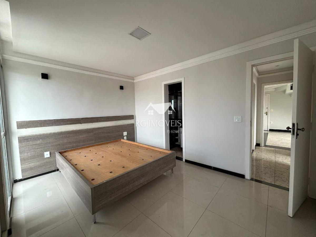 Cobertura, Barreiro, 3 Quartos, 2 Vagas, 1 Suíte