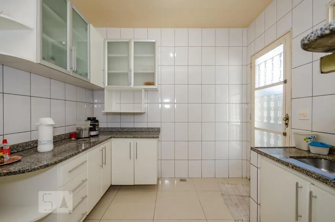 Casa, Havaí, 3 Quartos, 3 Vagas, 1 Suíte