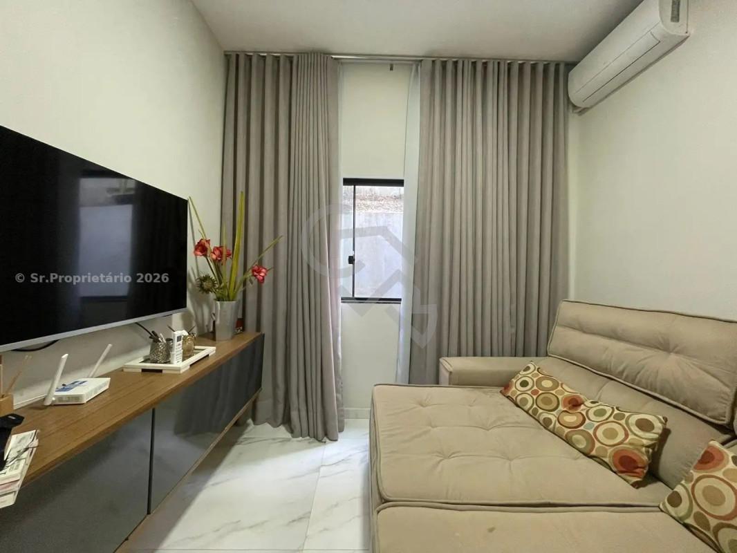 Casa, Santa Efigênia, 3 Quartos, 2 Vagas, 1 Suíte