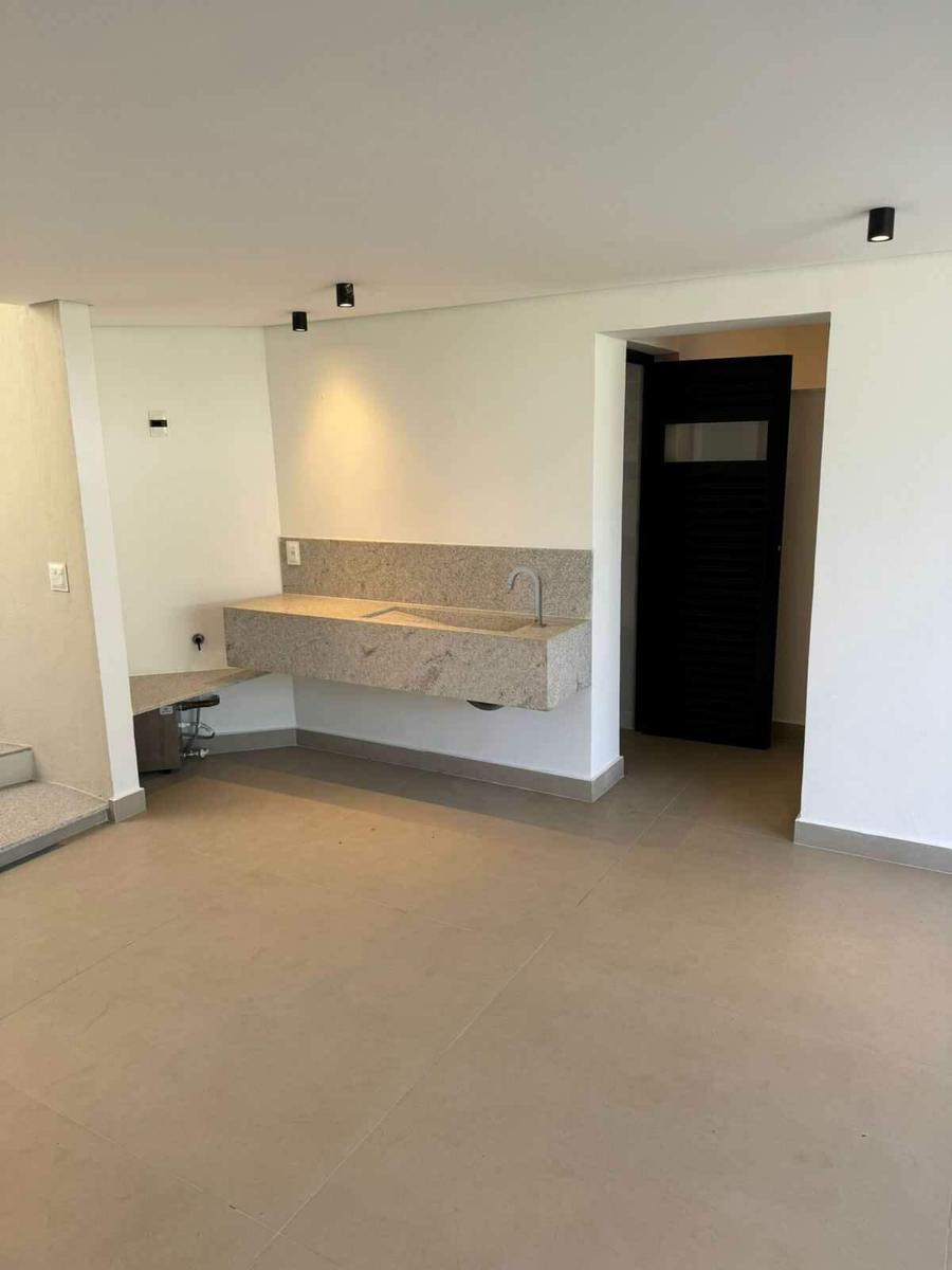 Casa, Bandeirantes (pampulha), 7 Quartos, 12 Vagas, 4 Suítes