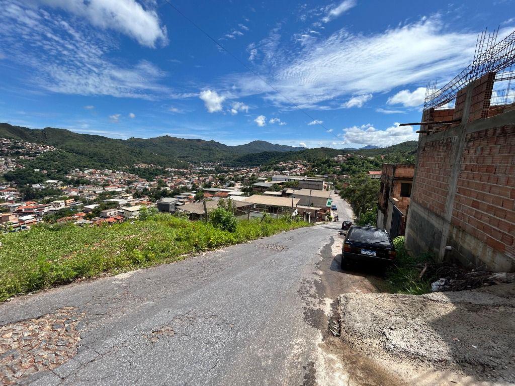 Lote, Vila Santo Antônio de Pádua, 0 Quarto, 0 Vaga